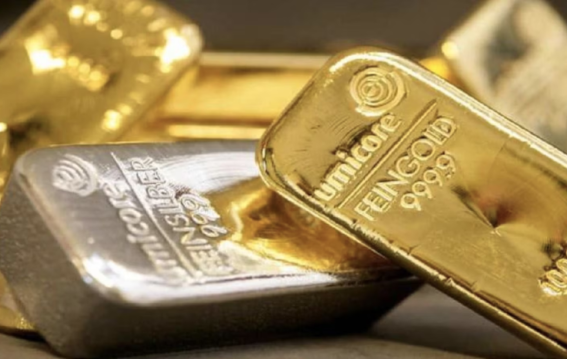 Gold Prices Rise, Silver Dips Across India on April 9, 2025